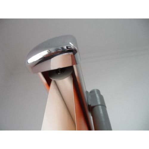 scrolling banner stand