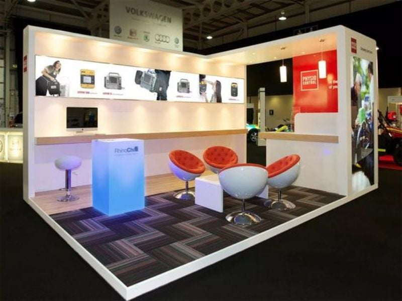 stand silla expositor
