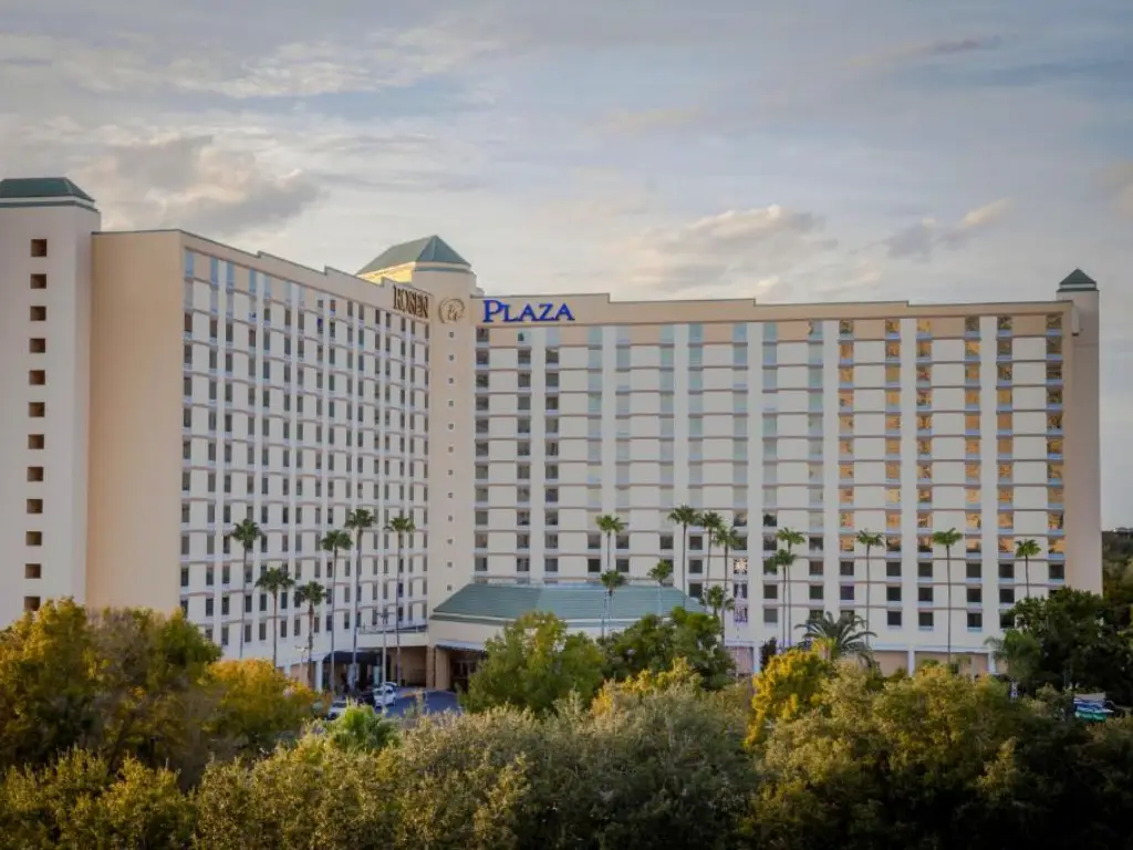 Rosen Plaza Hotel